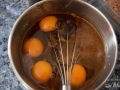 Añadir los huevos
