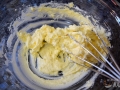 Batir mantequilla y azúcar glass