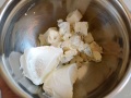 Mezclar queso crema y gorgonzola
