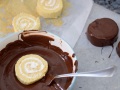 Cubre los phoskitos de chocolate
