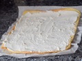 Rellena con la nata